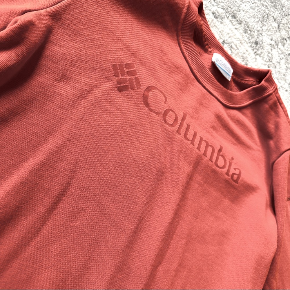Columbia Crew Pullover - Size Medium - image 2